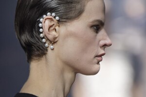 detail-defile-givenchy-automne-hiver-2020-2021-paris-detail-50.thumb.jpg.c694b66e4a217ab179f74cf22b33f7ab.jpg