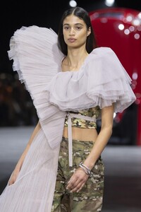 detail-defile-off-white-automne-hiver-2020-2021-paris-detail-104.thumb.jpg.a0578825042efb5749a39044dcc493e5.jpg