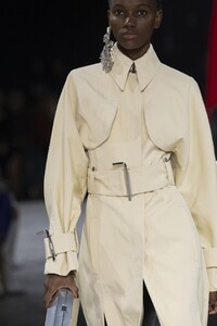 detail-defile-off-white-automne-hiver-2020-2021-paris-detail-43.thumb.jpg.c4a59f8f393cd670cb891c5a21c77b58.jpg