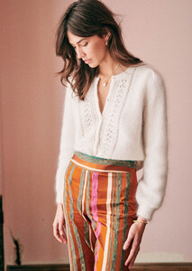 egide-jumper-ecru-2.thumb.jpg.5f8fca86de9b3e00c7cff3dac53bb78c.jpg