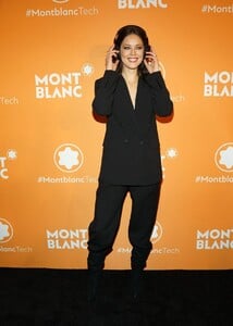 emily-didonato-montblanc-smart-headphones-smart-watch-launch-party-in-nyc-4.jpg