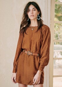 erell-dress-caramel-2.thumb.jpg.741915d26722b00f4fdb96c4dbf36a2f.jpg