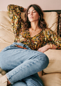 erica-blouse-botanical_print-2.jpg