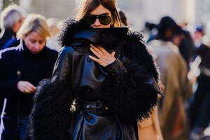 fw20-pfw-paris-street-style-tyler-joe-day-2-034-1582834140.jpg