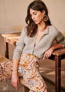 gaspard-jumper-light_marle_grey-2.thumb.jpg.656ee0fbb83a0200287d05e383db38e8.jpg