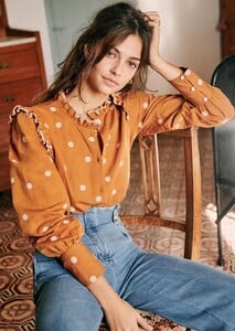 gemma-shirt-camel-1.jpg