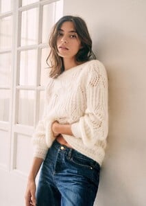 georgia-jumper-ecru-1.thumb.jpg.2e86ff1db7072bbaac4eb2bc8987b8fd.jpg