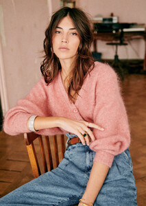 gilda-jumper-rose_wood-2.thumb.jpg.2adc993b8398d83b8698af1e2195a7bc.jpg