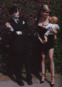 iris-palmer-and-annie-morton-photography-helmut-newton-vogue-italia-n-566-october-1997-670_o.jpg