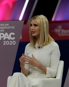 ivanka-trump-cpac-in-oxon-hill-02-28-2020-2.jpg