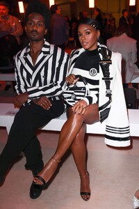 janelle-monae-balmain-show-at-paris-fashion-week-02-28-2020-7.jpg