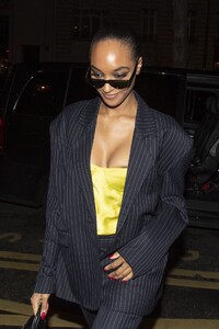 jourdan-dunn-is-looking-all-stylish-leaving-the-royal-monceau-hotel-in-paris-02-29-2020-0.jpg