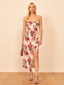 kourtney-dress-georgette-4.thumb.jpg.cb9bce335a9631ebcc95f6c5c895699d.jpg