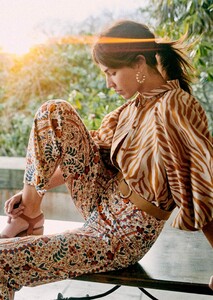 lilwen-shirt-ochre_zebra_print-1.thumb.jpg.def20f97286129ebefbf14a885b0db69.jpg