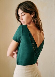 lucia-t-shirt-dark_green-2.thumb.jpg.e09b9d8a2dfe588f709fdf50caecd92a.jpg