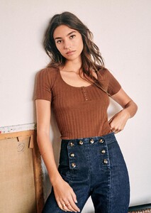 malo-t-shirt-hazelnut-2.thumb.jpg.39da50033dd8597be59b1dc0f2ca71a5.jpg