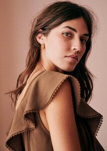 manette-blouse-coffee-4.thumb.jpg.be127a9d57b7c6636940ba191c8ec6fe.jpg