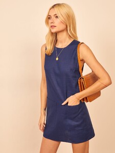 max-dress-danube-2.thumb.jpg.2b5283d199875b26b11b600c7d2dc314.jpg