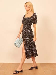meadow-dress-posie-5.thumb.jpg.73c81a5d189fefbea7ac2c25e9322076.jpg