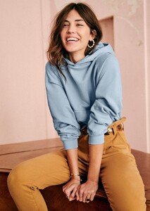 pacey-sweatshirt-light_blue-1.thumb.jpg.b8ed8b6ed7ea79588159784b614f687e.jpg