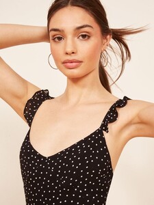 petals-dress-selene-1.jpg