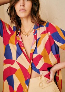 pierro-shirt-arsty_geometrical_print-2.thumb.jpg.5836490c568eaab460042f4313c539cc.jpg