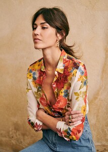 pierro-shirt-spring_flower_print-3.thumb.jpg.51318d9bc1cea07aab32bc8edcb56a55.jpg