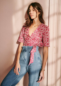 shanon-blouse-pink_liberty-2.thumb.jpg.21ad07af64f2b84a1cca2be39f43d765.jpg