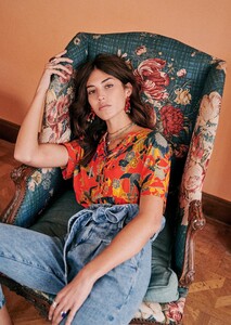 these-blouse-milanese_flowers_print-2.thumb.jpg.b7edd4b94aff3007e4905754572b6fd5.jpg