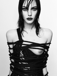 tumblr_oovx1wQjFo1vstnjqo9_1280.thumb.jpg.9f7a2af44d03d29ce917e60f04d7a247.jpg