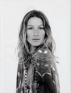 uk_vogue_june_2002_24.thumb.jpg.91af6ebbbc7e4076a2a1d24303cc19e8.jpg