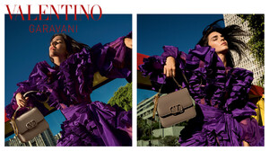 valentino-woman-acc-ps-20-digital-1920x1080-2.thumb.jpg.d570cbc4e709b15aa3527230a9f41c84.jpg