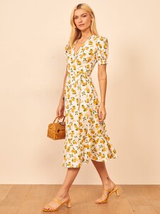 veronika-dress-lemonade-4.thumb.jpg.9054122a9a3d47e8718370ddd192e39b.jpg