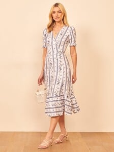 veronika-dress-roquefort-2.thumb.jpg.4281da335a4d000abac16812955d406f.jpg