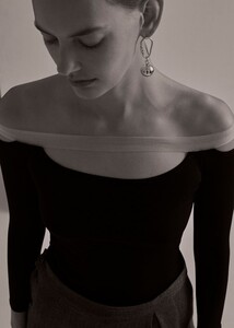 vogue-ukraine_jan-2020_amanda-murphy_liam-warick_marie-therese-haustein-jpegs14e3589a3821875a4ec1a04b61392ed2b_thumb.jpg