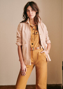 will-jacket-nude-2.thumb.jpg.92dac5b818c20e987b3a99e8ea547efd.jpg