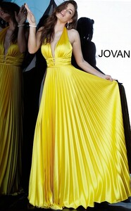 00637-pleat-560x902.jpg