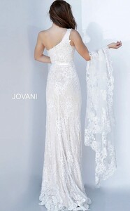 00866-IVORY-10-560x902.jpg