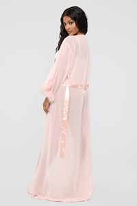 03-19-19_Studio_3_AB_10-09-23_1_DS3368_Pink_0596_AG.jpg