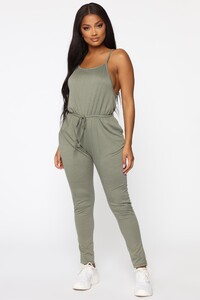 05-10-19_Studio_1_OD_10-41-19_4__67786_Olive_PR_0161_AG.jpg
