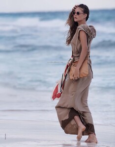 Elle France #3351 (March 19, 2010) - Hello Fun Shine! - 014.jpg