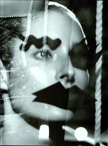 ARCHIVIO - Vogue Italia (March 1998) - A Forward Style - 002.jpg