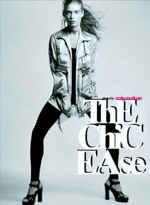 ARCHIVIO - Vogue Italia (March 2003) - The Chic Ease - 002.jpg