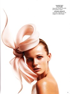 Vogue Germany (July 2008) - Hohe Kunst - 010.jpg