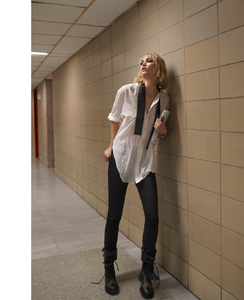1023409280_Faena_US_Harpers_Bazaar_March_2020_12.thumb.png.012663b83043a85564e44d3573a40710.png