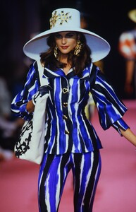 1044962765_lacroix-ss-1992(2).thumb.jpg.6cb073b5789d44c4cb8c12062158490d.jpg