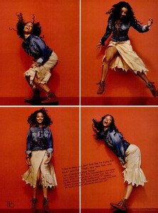 GB - Elle Girl (Fall 2002) - Zoe Saldana - 003.jpg