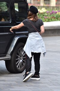        kla140420BZNimage102.jpg