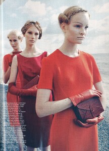 Vogue UK (December 2009) - Red Alert - 008.jpg