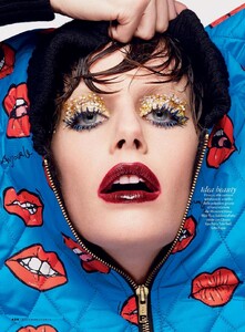 Elle Italia - 2014 03-456.jpg